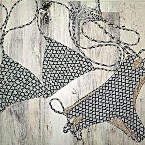 Acacia Diamond Set Both Size M